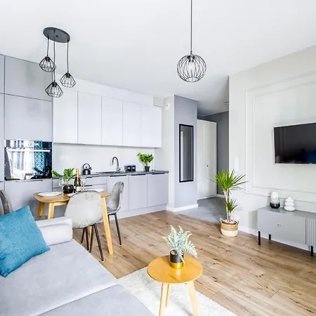 Inside Airport & Business Premium *