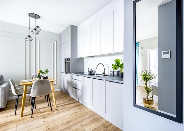 Inside Airport & Business Premium *